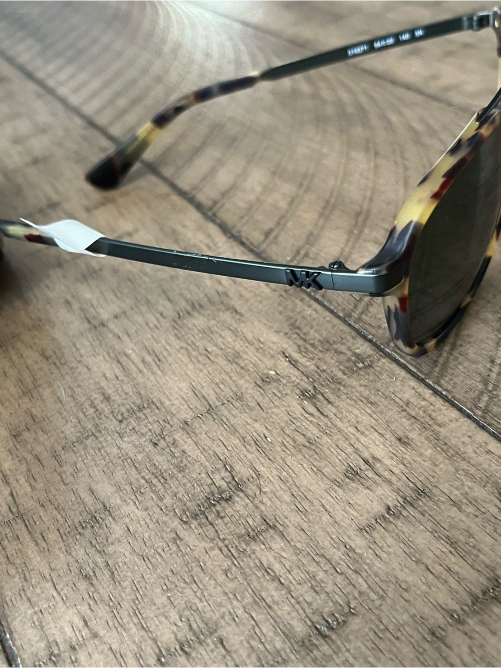 NEW w/CASE MICHAEL KORS SUNGLASSES w/ cleaning cloth and Instructions MK 2031 - Picture 4 of 9